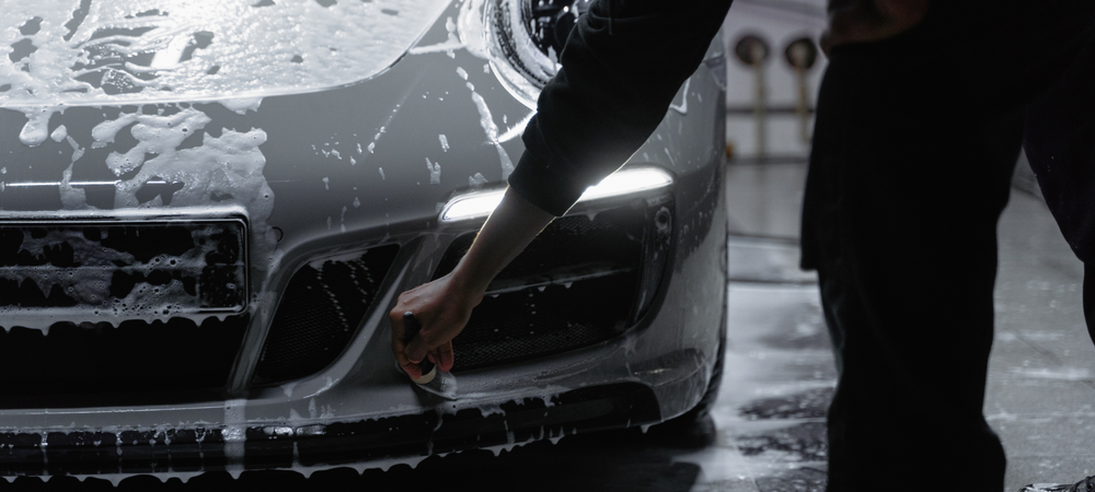 The Best Car Cleaning Techniques for Winter: Protecting Your Vehicle from Salt and Grime