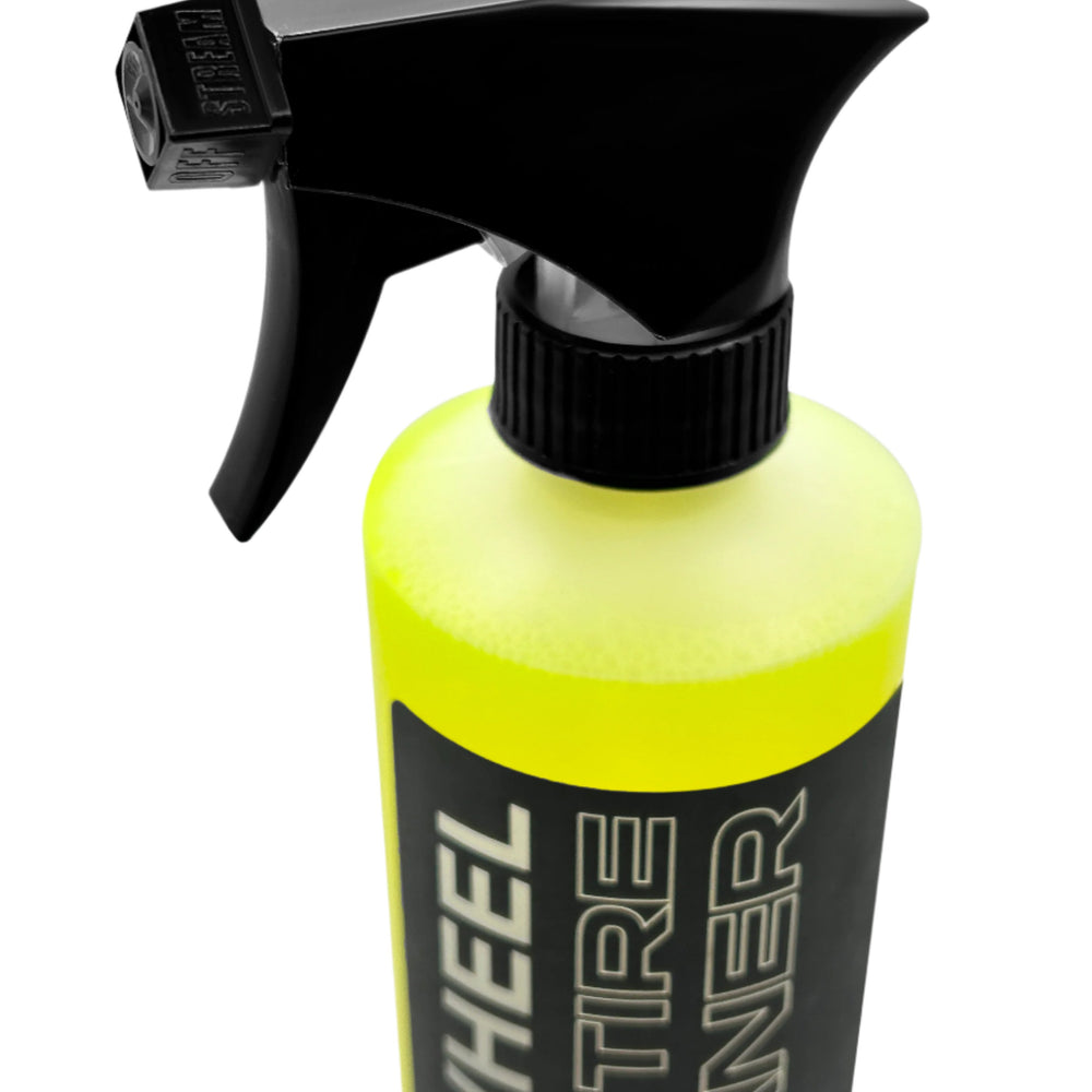 professional tires and wheels cleaner spray by Silverstone premium car care 